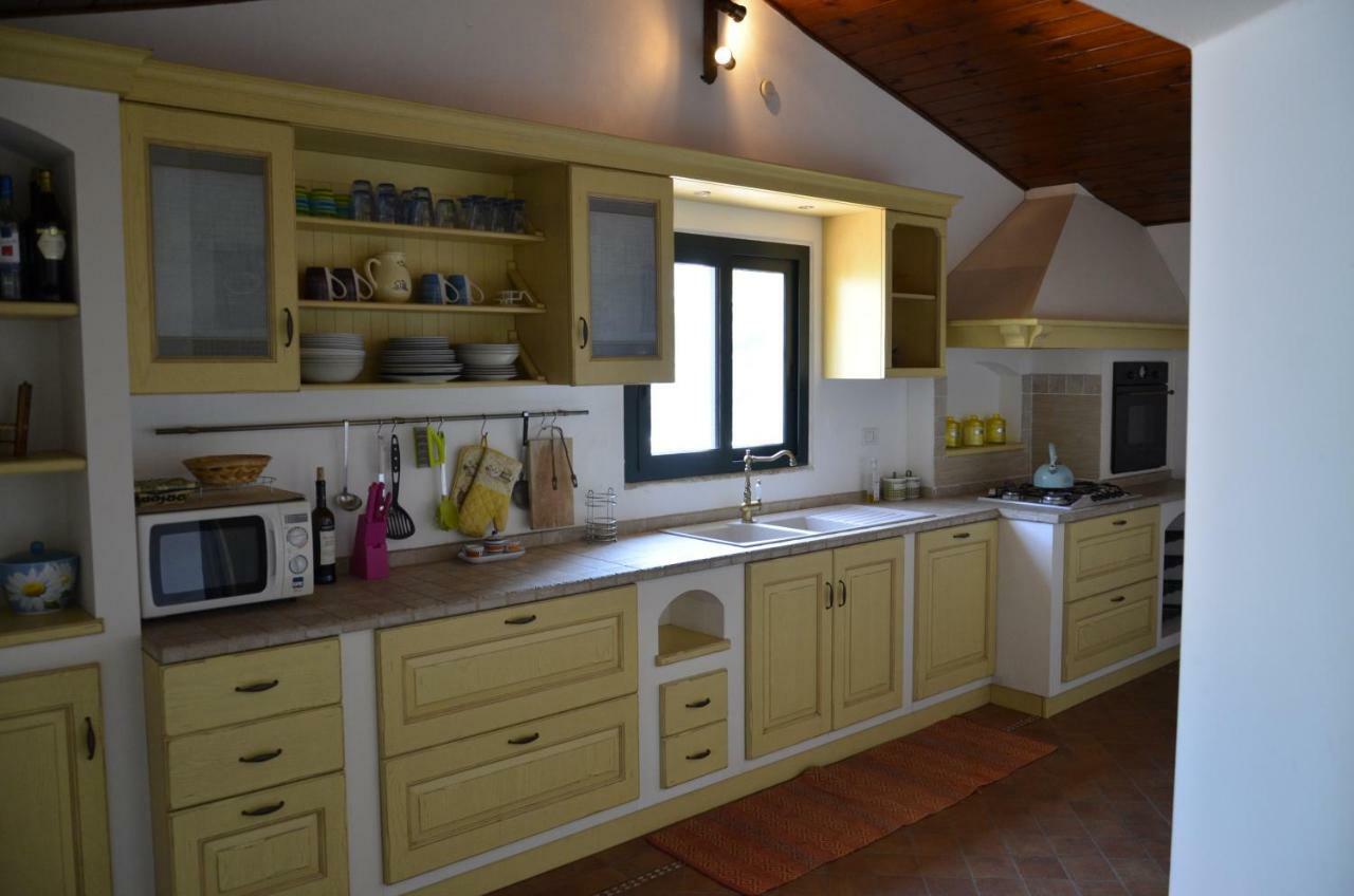 קסטלמולה Casa Il Faro Villa Con Piscina מראה חיצוני תמונה