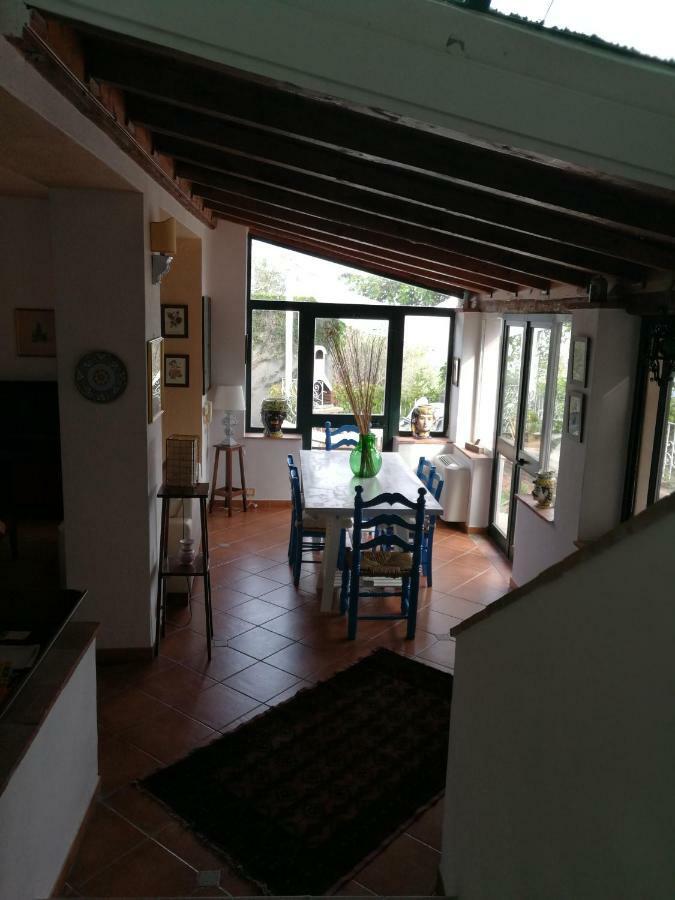 קסטלמולה Casa Il Faro Villa Con Piscina מראה חיצוני תמונה